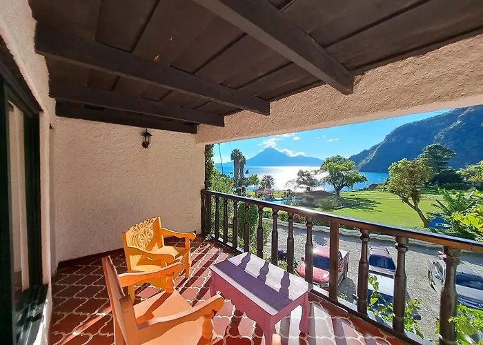 Hotel Bahia Atitlan